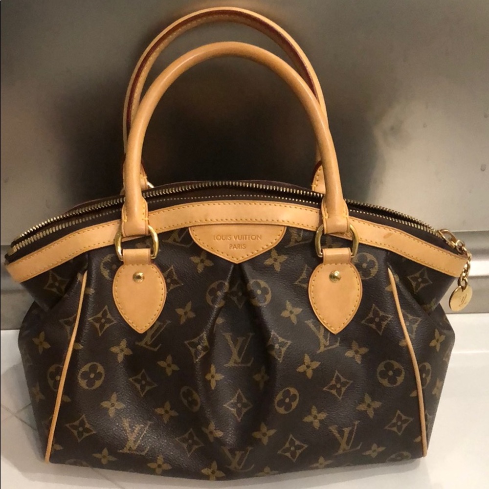 Louis Vuitton Tivoli Handbag Monogram Canvas